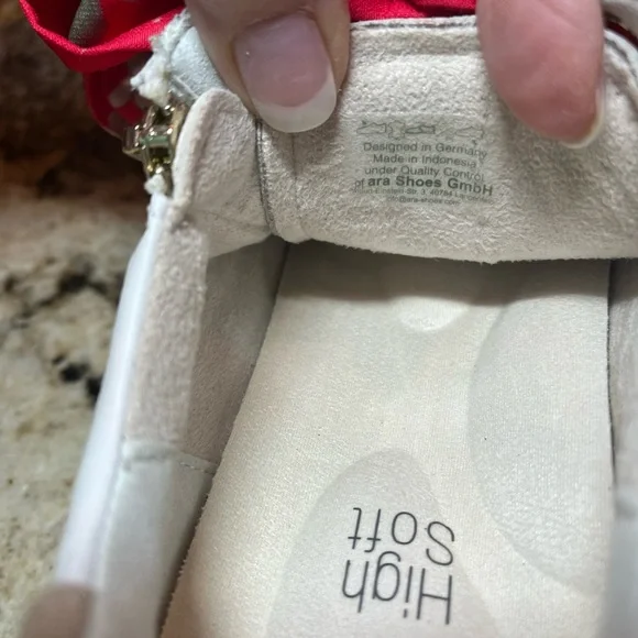 Ara White Sneakers with Pink Floral Laces - Picture 7 of 8